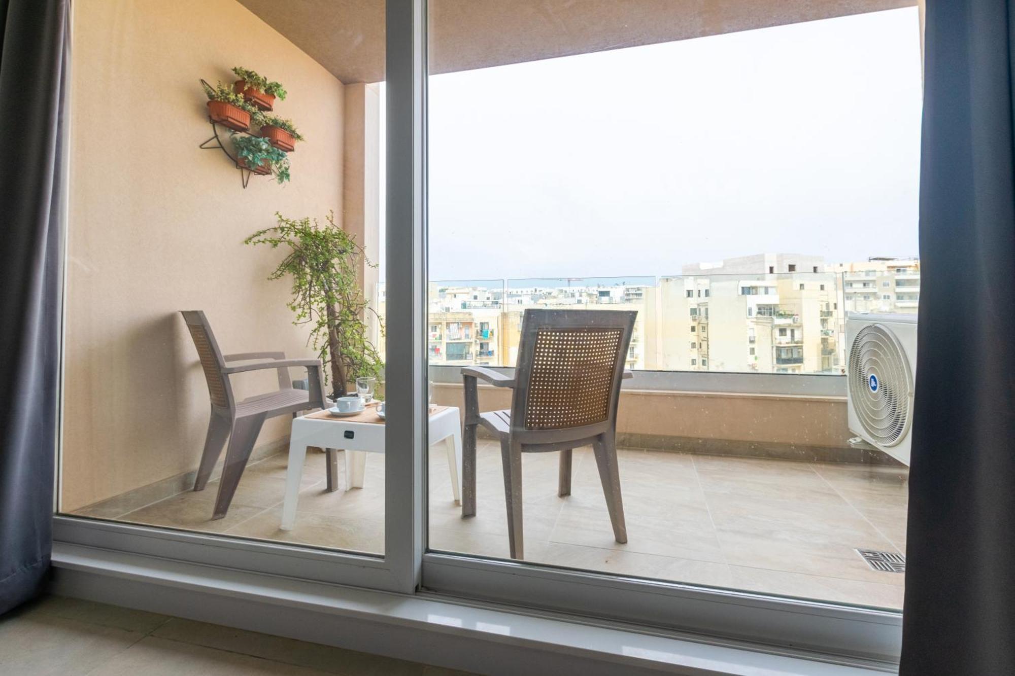Brand New Modern Bugibba 3bdr 2 Bth